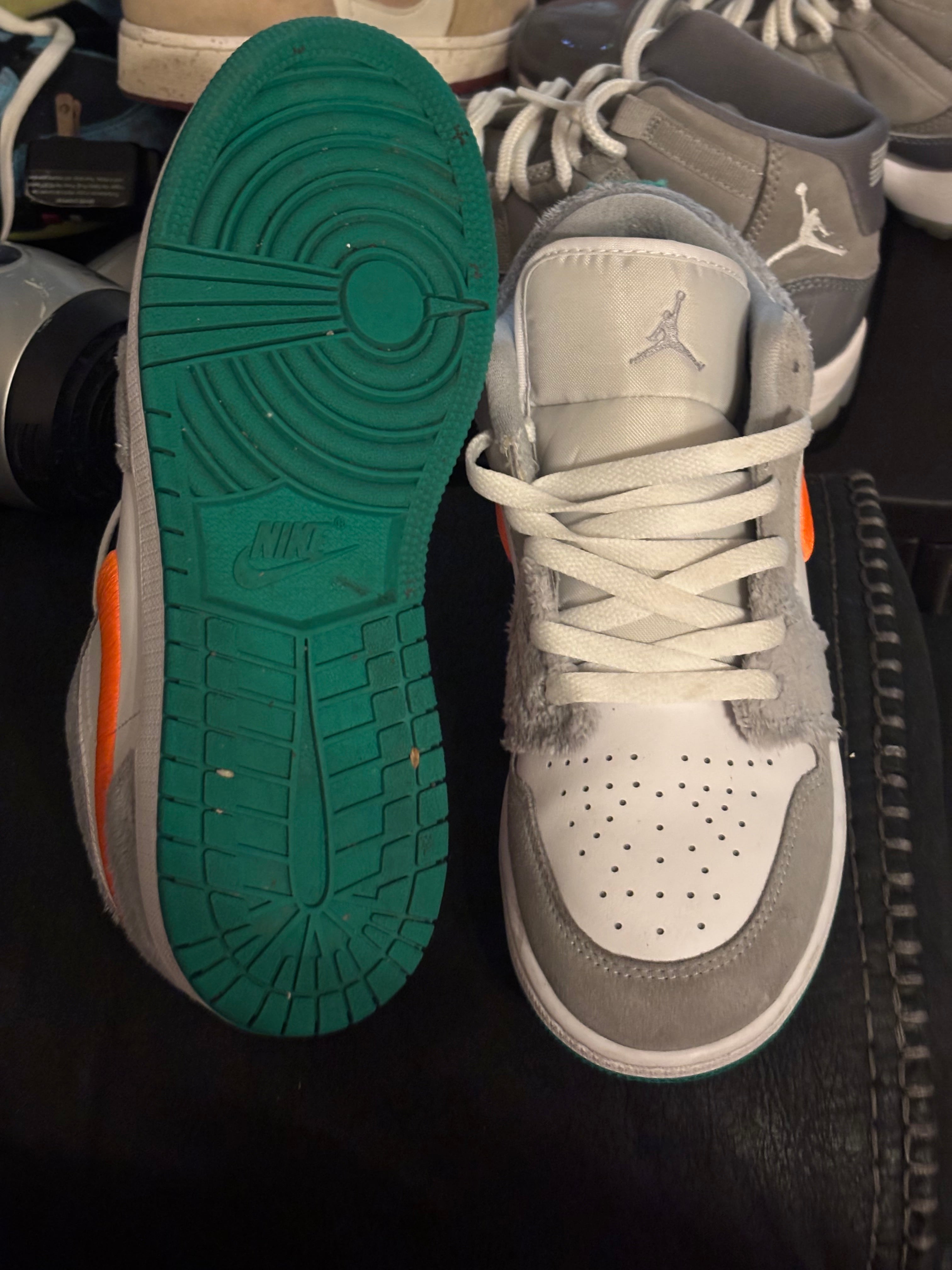 Nike Air Jordan 1 Low GS 'Rabbit' - White, Gray, Orange, Green